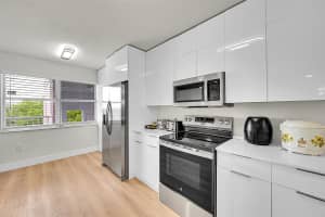 2560 Nw 103rd Ave 402, Sunrise