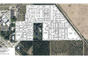 2000 Village Grove Boulevard, Sebring