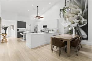456 W Palm Aire Dr 456, Pompano Beach