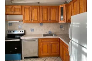 3900 Nw 76th Ave, Sunrise
