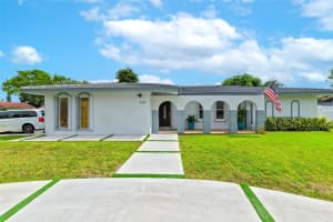 10300 Nw 44th St, Coral Springs