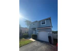 9929 Nw 9th Ct, Plantation