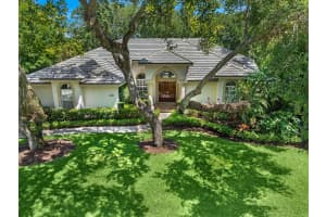 530 Marbrisa Dr, Vero Beach