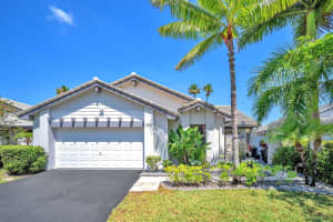 2097 Montpeliar, Weston