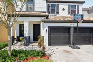 19276 Ne 9th Pl, Miami
