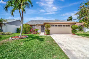 5065 Arbor Glen Cir, Lake Worth