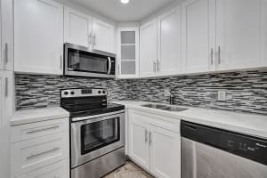 4000 N Hills Dr 38, Hollywood