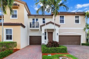 6918 Long Pine Cir, Coconut Creek