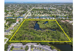 2400 Se Mariposa Ave, Port Saint Lucie