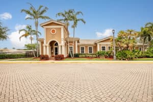 5933 Glasgow Way 5933, Tamarac
