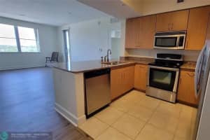 1830 Radius Dr 807, Hollywood