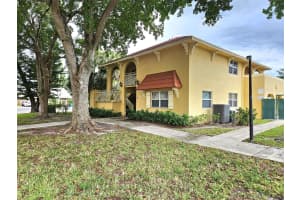 10762 La Placida Dr 7-106, Coral Springs