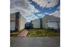 9725 Nw 26th Court 4, Sunrise