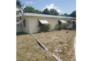 1705 Ne 157 Ter, North Miami Beach
