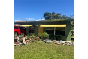 1154 4th Way, Fort Myers