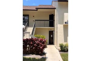 3311 Perimeter Dr 3311, Greenacres