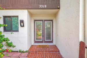 3319 Oak Dr 3319, Hollywood