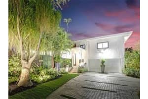 18560 Ne 20th Court, North Miami Beach