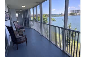 1660 Ne 191st St 209-1, Miami