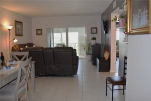 4400 Hillcrest Dr 605a, Hollywood