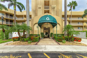 7739 Southampton Ter 202, Tamarac