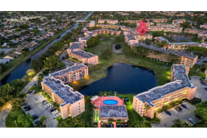 10433 Sunrise Lakes Blvd 409, Sunrise