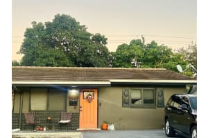 2624 Ne 10th Ter, Wilton Manors