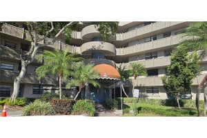 1001 Colony Point Cir 305, Pembroke Pines