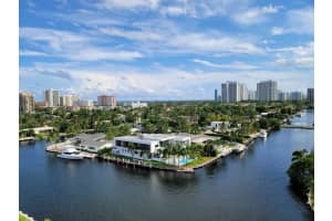 401 Golden Isles Dr 1007, Hallandale Beach