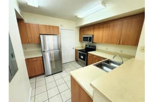 705 Belmont Ln 705, North Lauderdale