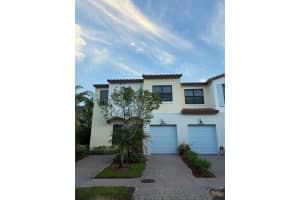 20904 Nw 1st Court, Pembroke Pines