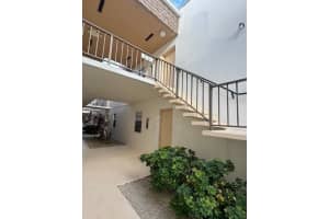 8277 Sw 128th St 114, Pinecrest