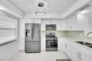 3005 Portofino Isle L3, Coconut Creek