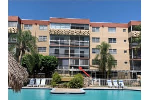 404 Nw 68th Ave 205, Plantation