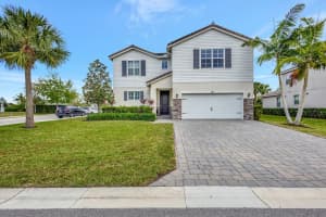 92 Palmetto Ln, Royal Palm Beach