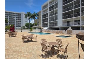 17801 N Bay Road 301, Sunny Isles Beach