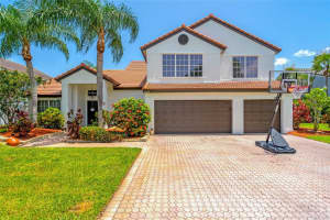 19367 Nw 13th St, Pembroke Pines