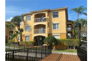 9640 Nw 2nd St 5-302, Pembroke Pines