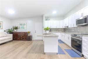 10675 W Clairmont Cir 202, Fort Lauderdale