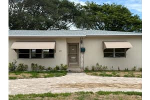 237 E Ilex Dr, West Palm Beach