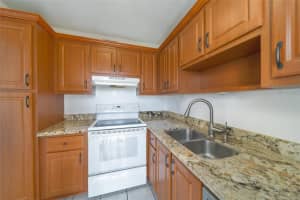 2555 Ne 11th St 403, Fort Lauderdale