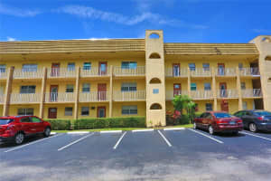 8225 Sunrise Lakes Blvd 305, Sunrise