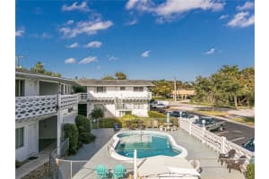 3847 S Circle Dr 11, Hollywood