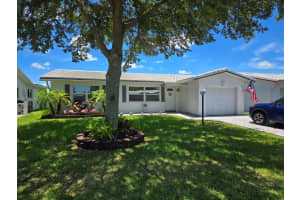 8512 Nw 14th St, Plantation