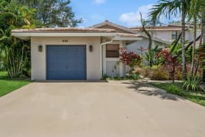 416 Deer Creek Lake Point South Ln 416, Deerfield Beach