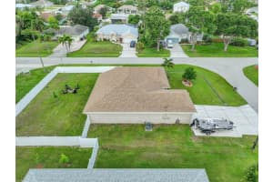 1896 Sw Kimberly Ave, Port Saint Lucie