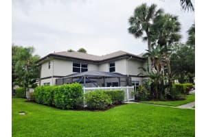 48 Essex Court B, Royal Palm Beach