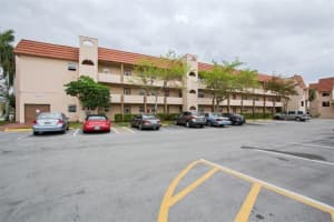 8060 N Sunrise Lakes Dr 111, Fort Lauderdale