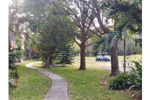 8400 Lagos De Campo Blvd 209, Tamarac