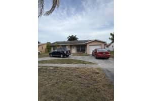 4290 Nw 120th Way, Sunrise